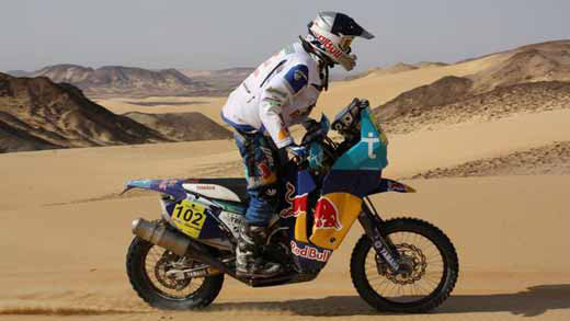 Moto Yamaha no Rally Dakar em pleno deserto